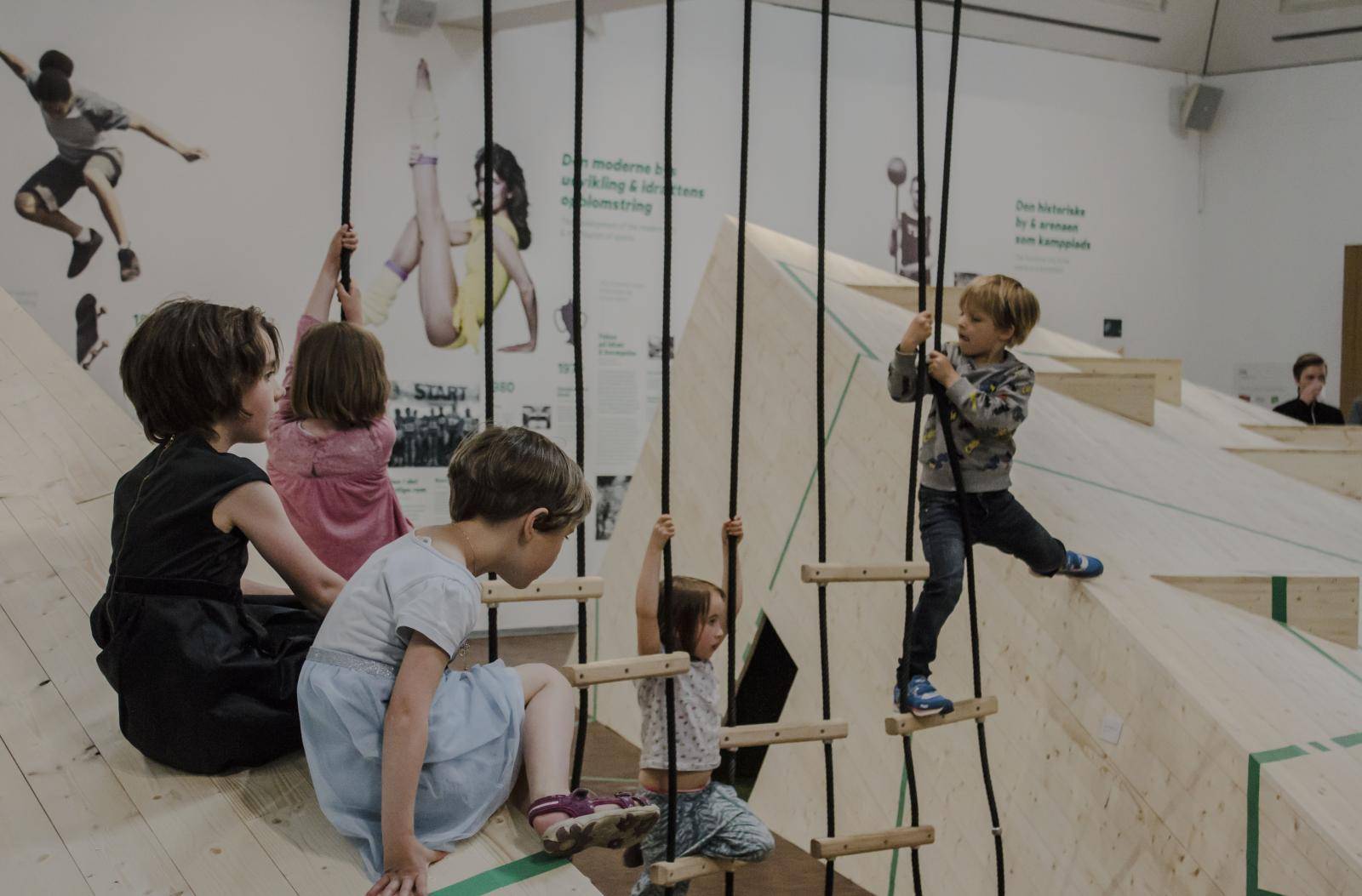 Foto fra udstillingsåbning