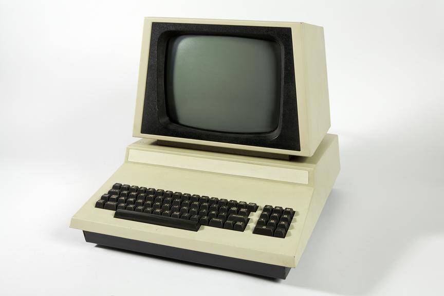 Commodore Pet-computer, 1977